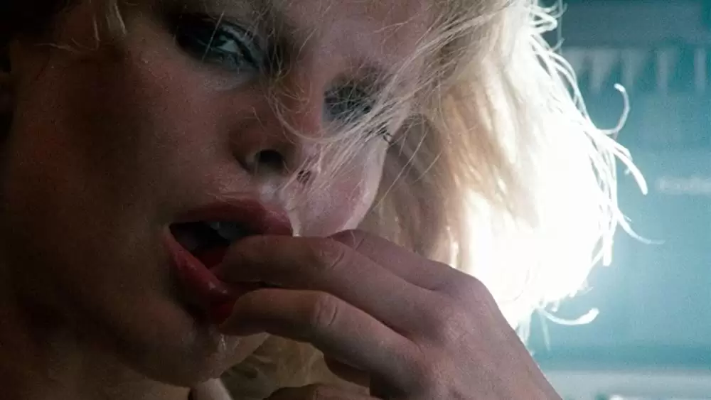 ナインハーフの画像