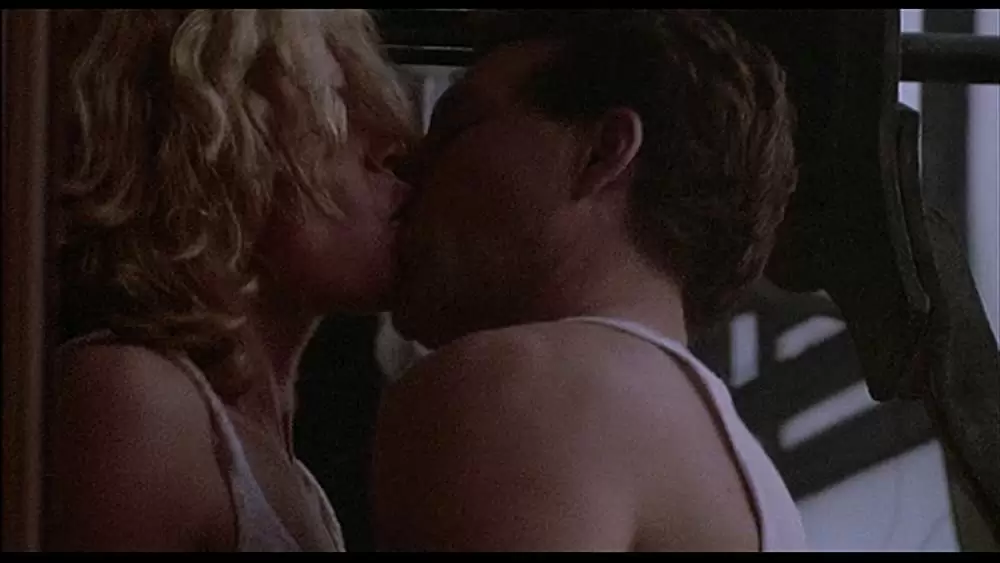 「ナインハーフ」キム・ベイシンガー & ミッキー・ロークの画像