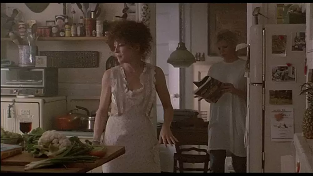 「ナインハーフ」キム・ベイシンガー & マーガレット・ホイットンの画像