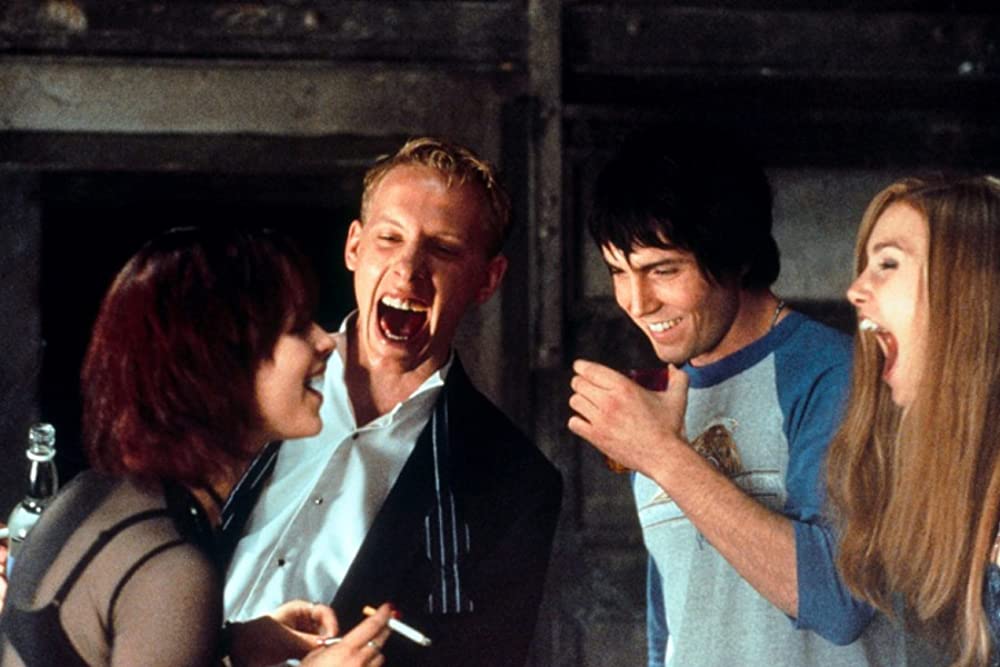 穴（2001）の画像