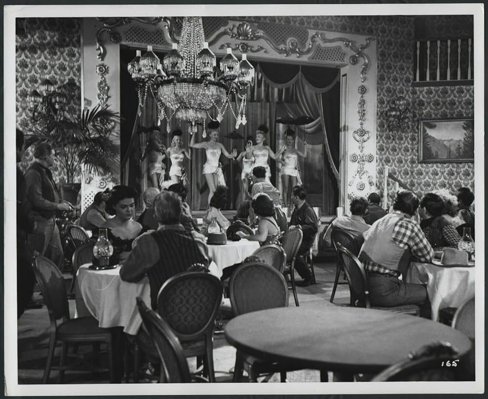 アウトローの女の画像