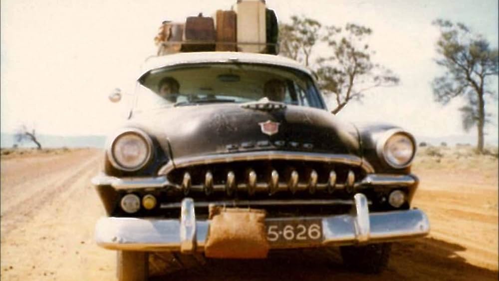 Sunday Too Far Away（原題）の画像