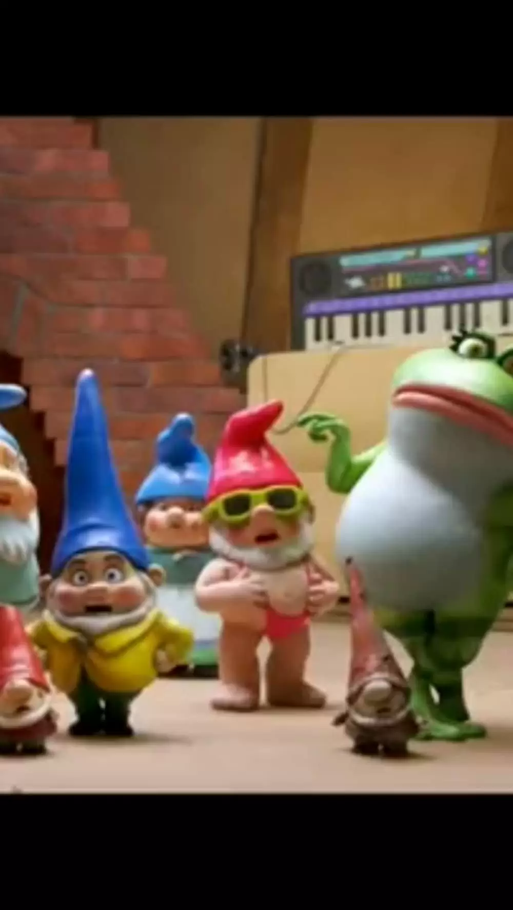 「名探偵シャーロック・ノームズ」の画像