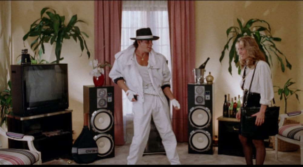 エイリアン・プライベート・アイの画像