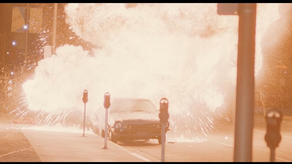 エイリアン・プライベート・アイの画像