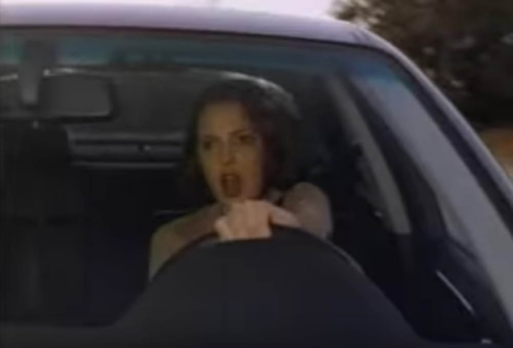 キャサリン・ハイグルの 血まみれのドレスの画像