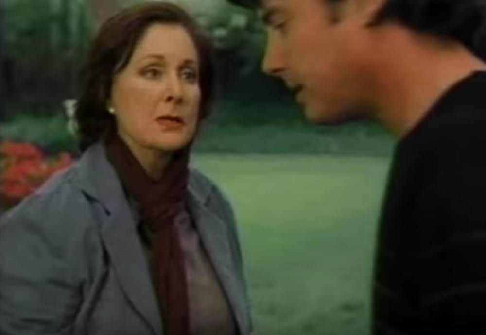 キャサリン・ハイグルの 血まみれのドレスの画像