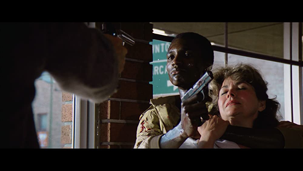 ダーティハリー4の画像