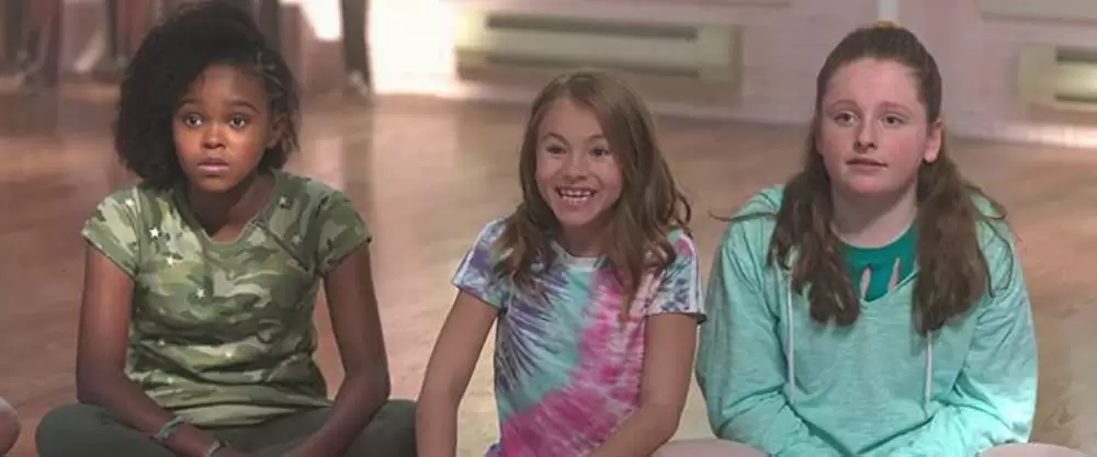 「フィール・ザ・ビート」Shaylee Mansfield & リディア・ジュエットの画像