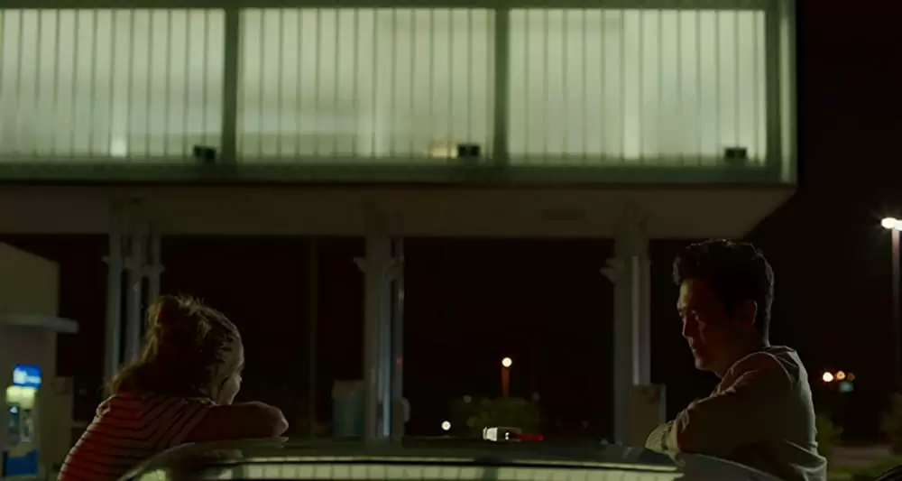 「コロンバス」ジョン・チョウ & ヘイリー・ルー・リチャードソンの画像