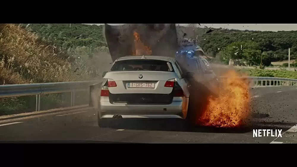 ロストブレット 窮地のカーチェイスの画像