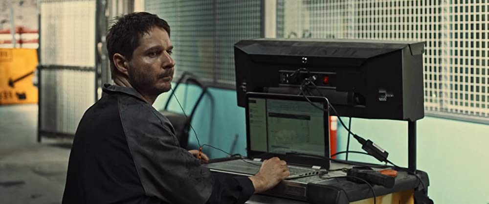 ロストブレット 窮地のカーチェイスの画像