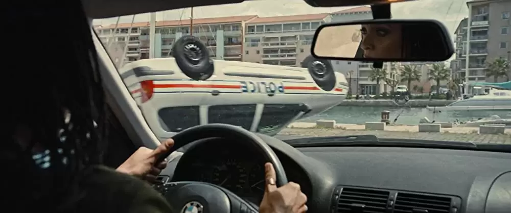 ロストブレット 窮地のカーチェイスの画像