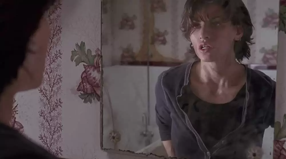 「バウンド」ジーナ・ガーションの画像