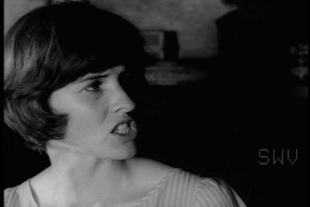 Spring Night, Summer Night（原題）の写真