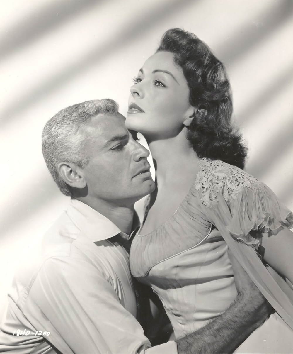 The Tattered Dress（原題）の画像