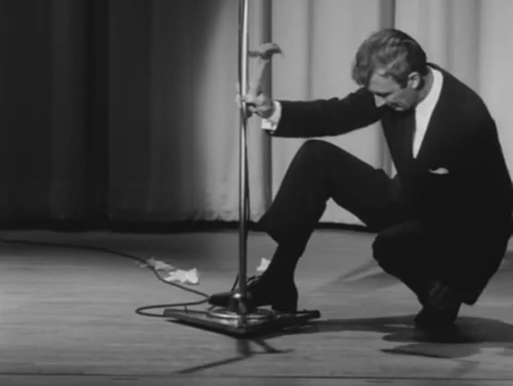 マクラレンの開会の辞の写真