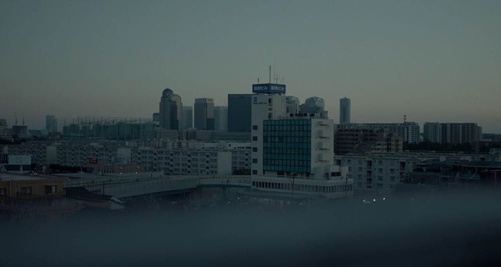 Lost Girls and Love Hotels（原題）の画像