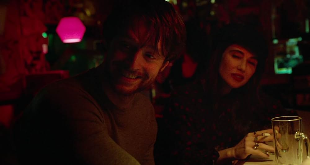 Lost Girls and Love Hotels（原題）の画像