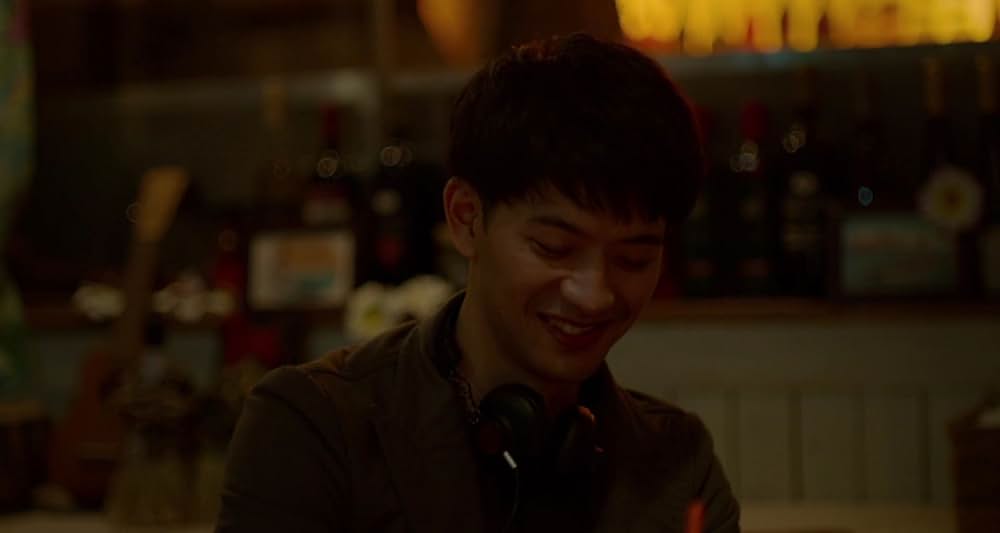 Lost Girls and Love Hotels（原題）の画像