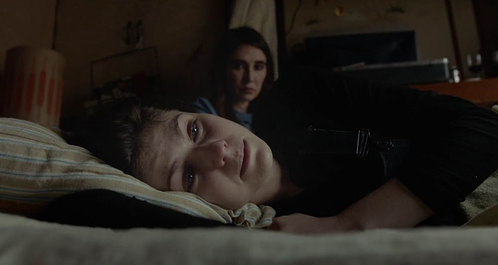 Lost Girls and Love Hotels（原題）の画像