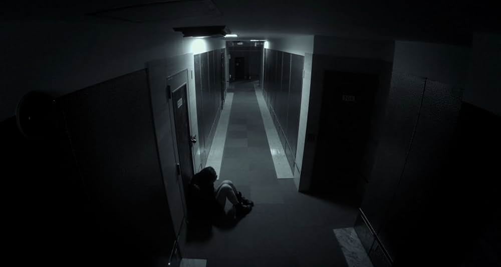 Lost Girls and Love Hotels（原題）の画像