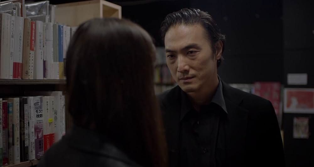 Lost Girls and Love Hotels（原題）の画像