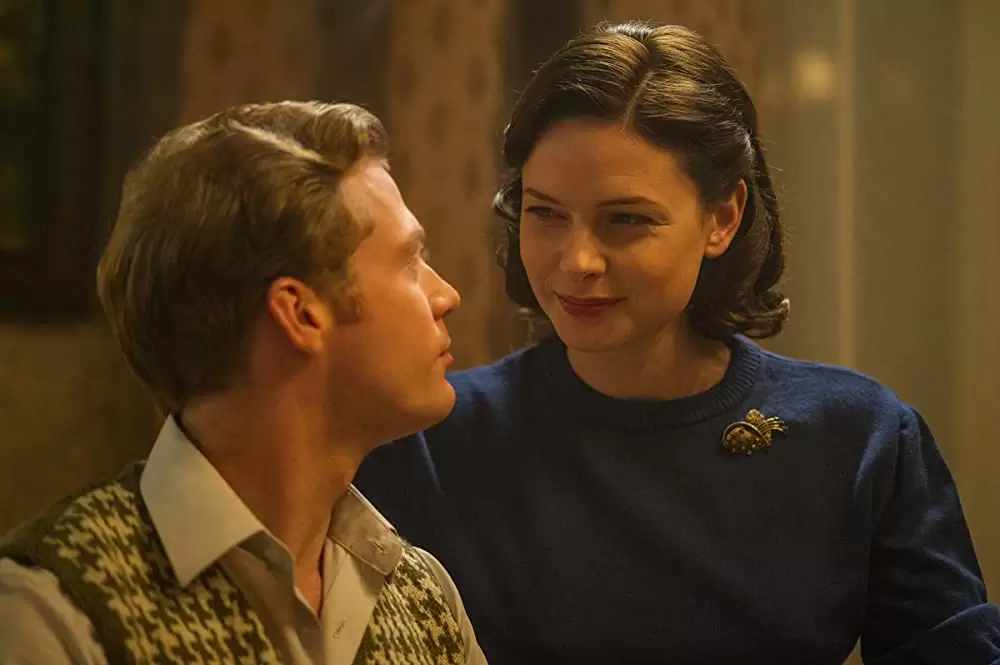 「レッド・エージェント 愛の亡命／愛の亡命」レベッカ・ファーガソン & サム・リードの画像