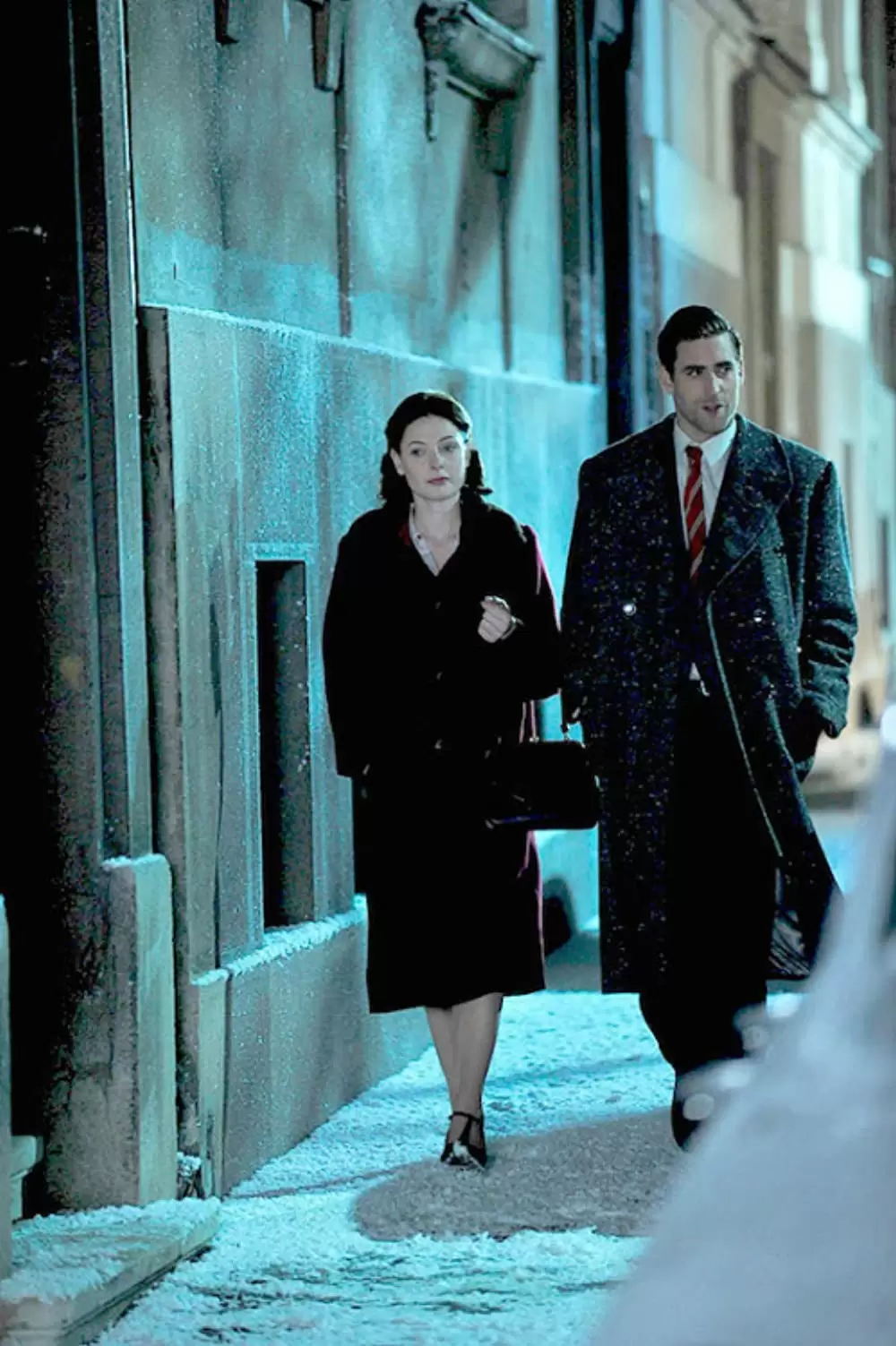 「レッド・エージェント 愛の亡命／愛の亡命」レベッカ・ファーガソン & オリバー・ジャクソン＝コーエンの画像