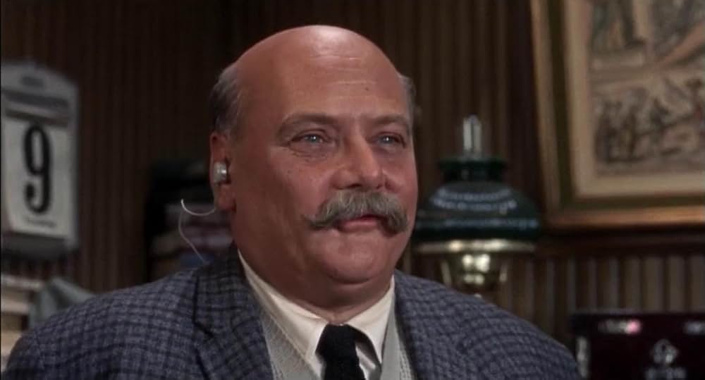 「引き裂かれたカーテン」の画像