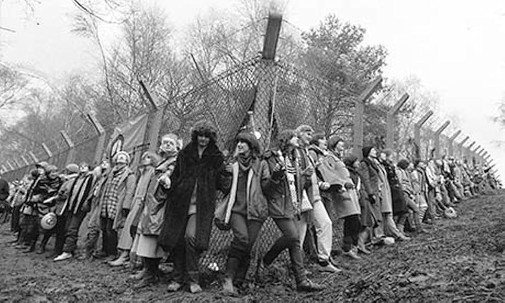 グリーナムの女たち CARRY GREENHAM HOMEの写真