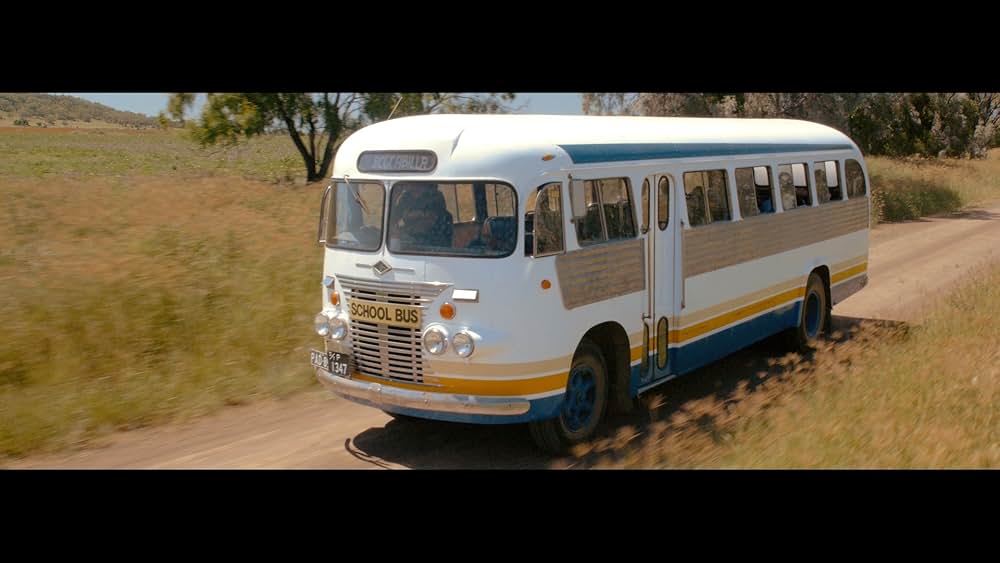 ボガビラのバスの画像