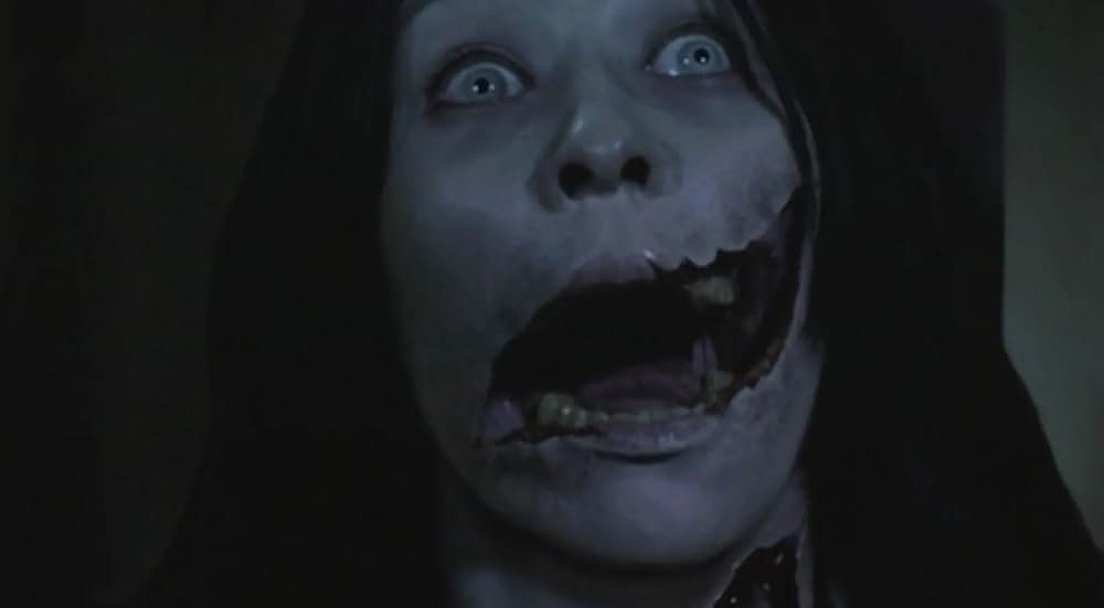 口裂け女の画像