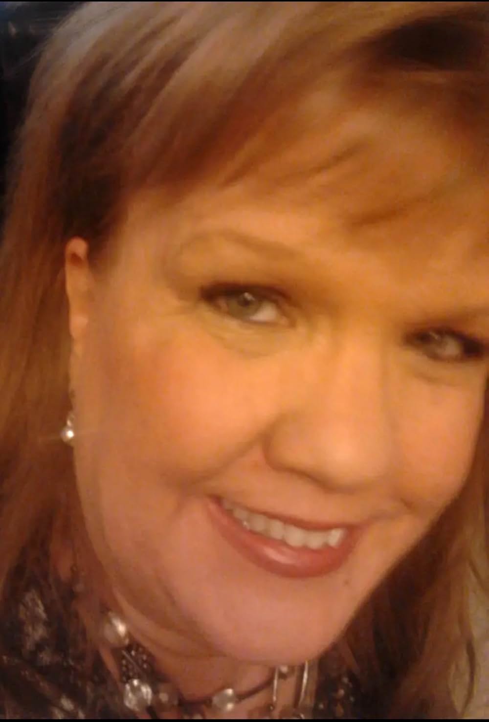 Under the Rainbow（原題）の画像