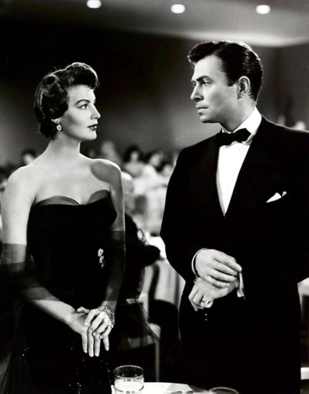 East Side, West Side（原題）の画像