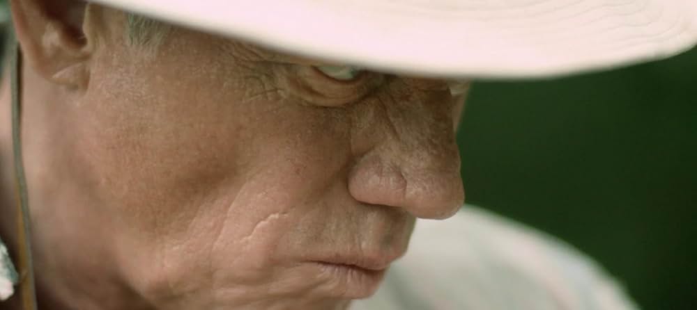 カネと詐欺師と男と女の画像