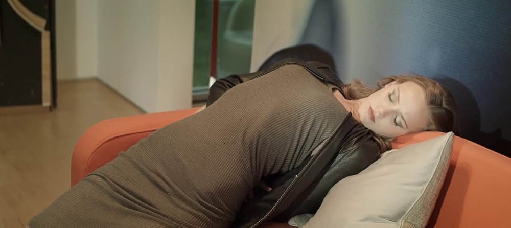 カネと詐欺師と男と女の画像