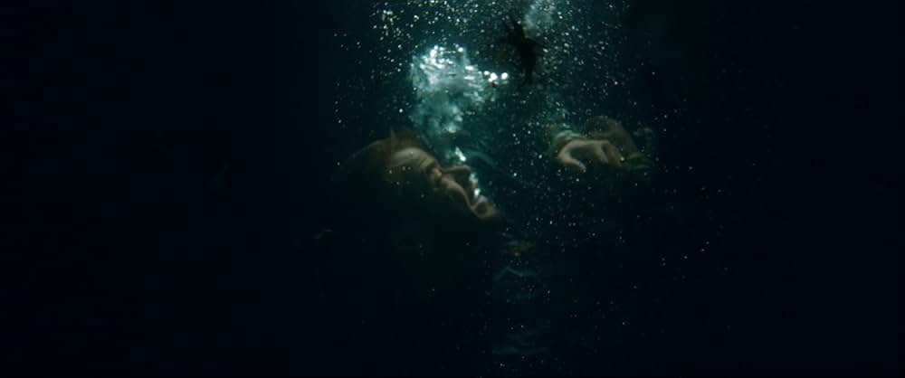 カネと詐欺師と男と女の画像