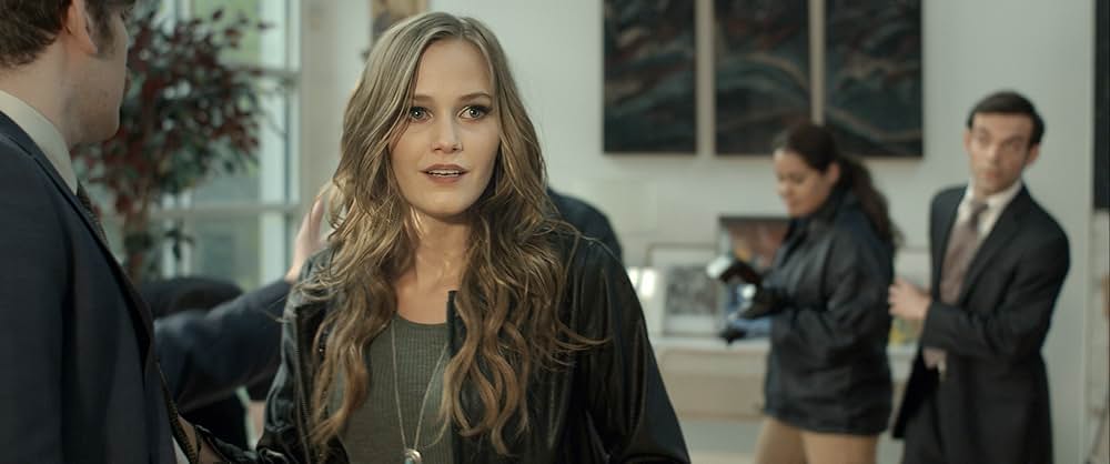 カネと詐欺師と男と女の画像