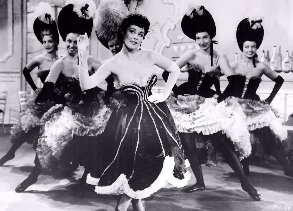 屋根裏部屋の男の画像