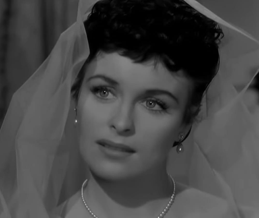 屋根裏部屋の男の画像