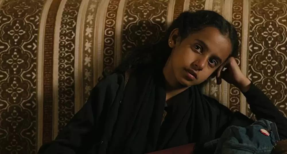 少女は自転車にのっての画像