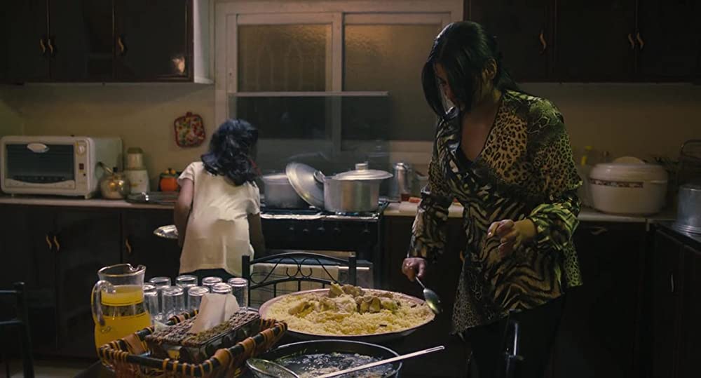 少女は自転車にのっての画像