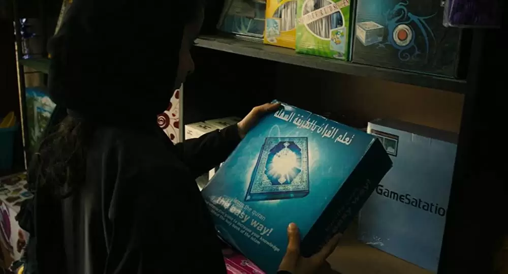 少女は自転車にのっての画像