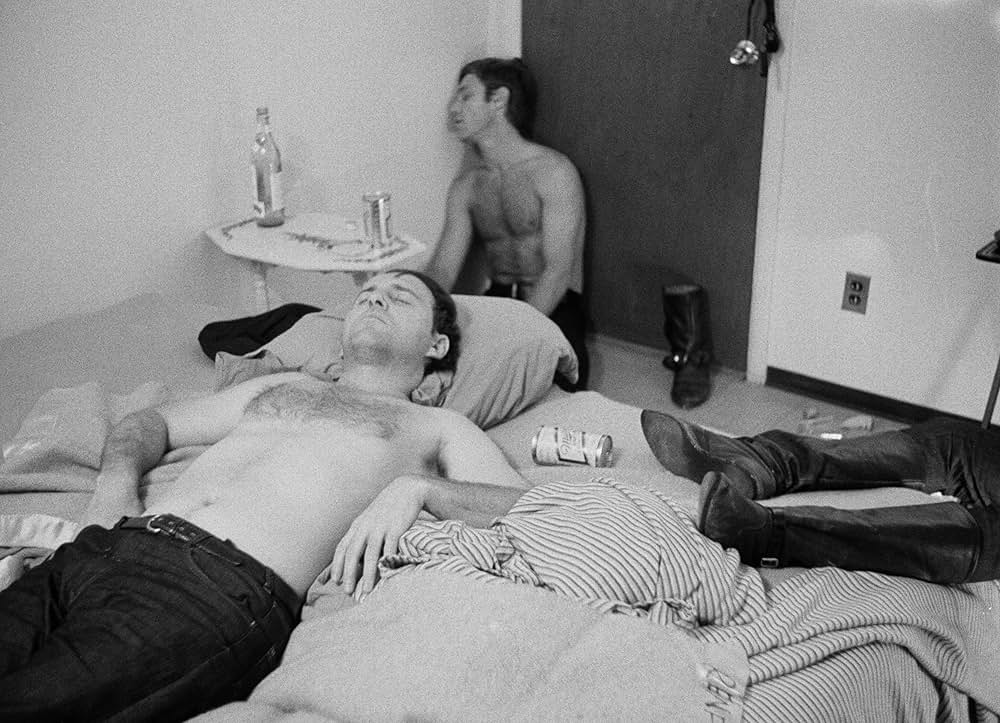 Satan's Bed（原題）の画像