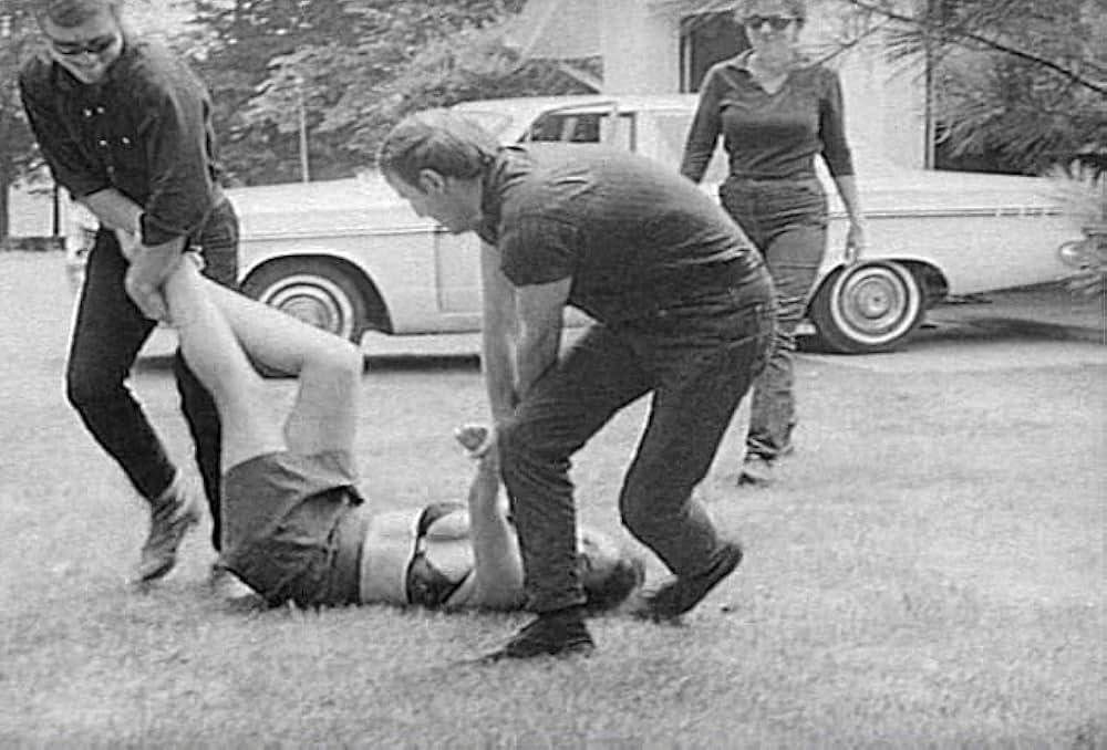 Satan's Bed（原題）の画像