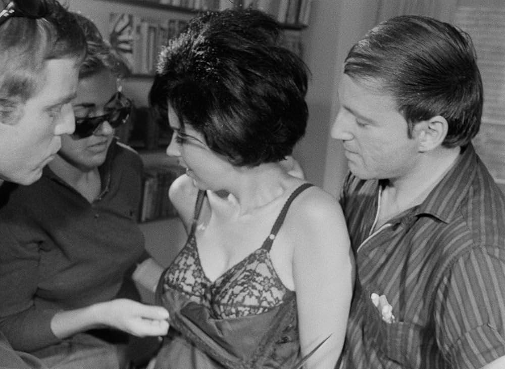 Satan's Bed（原題）の画像