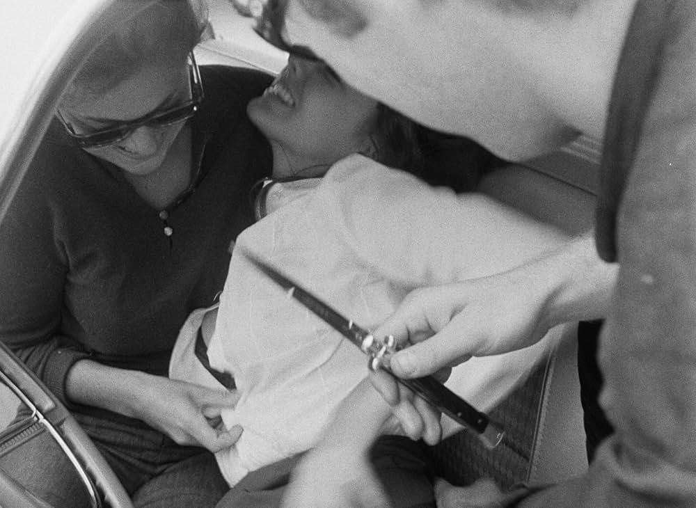 Satan's Bed（原題）の画像