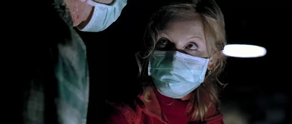 「エイリアン パンデミック」エシー・デイビスの画像