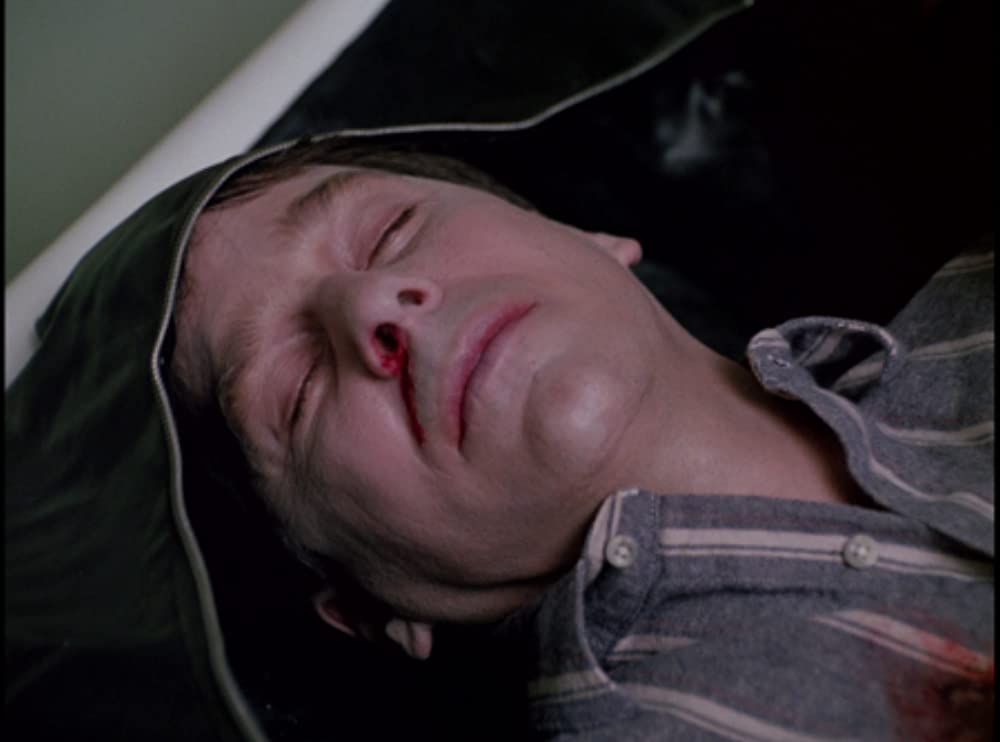 悪女の構図の画像